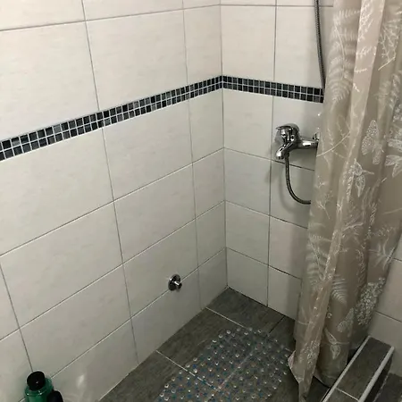 Prenociste Vojkic סומבור